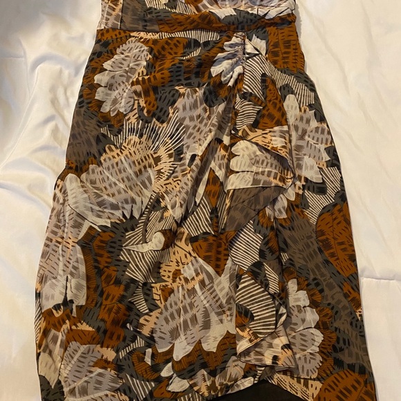 Dress - Picture 3 of 8